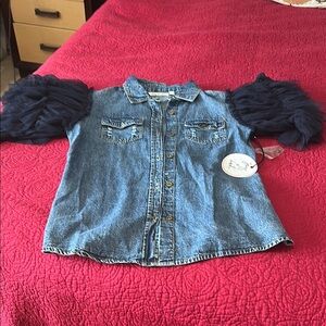 JOY AND ASH Blue Jean Jacket with Black Fur Trim size small nwt